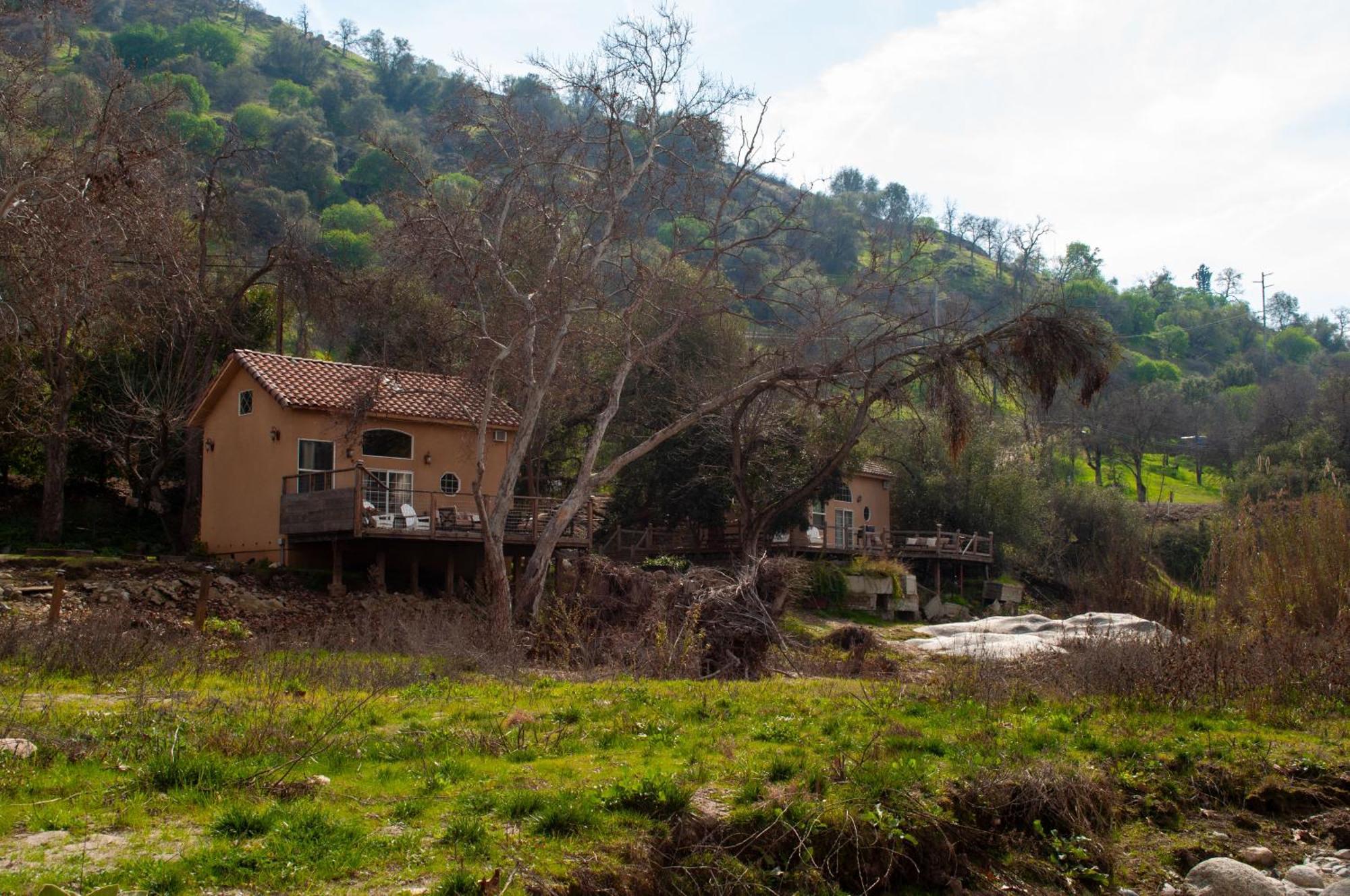 Sequoia River Front Cabins Three Rivers Kültér fotó