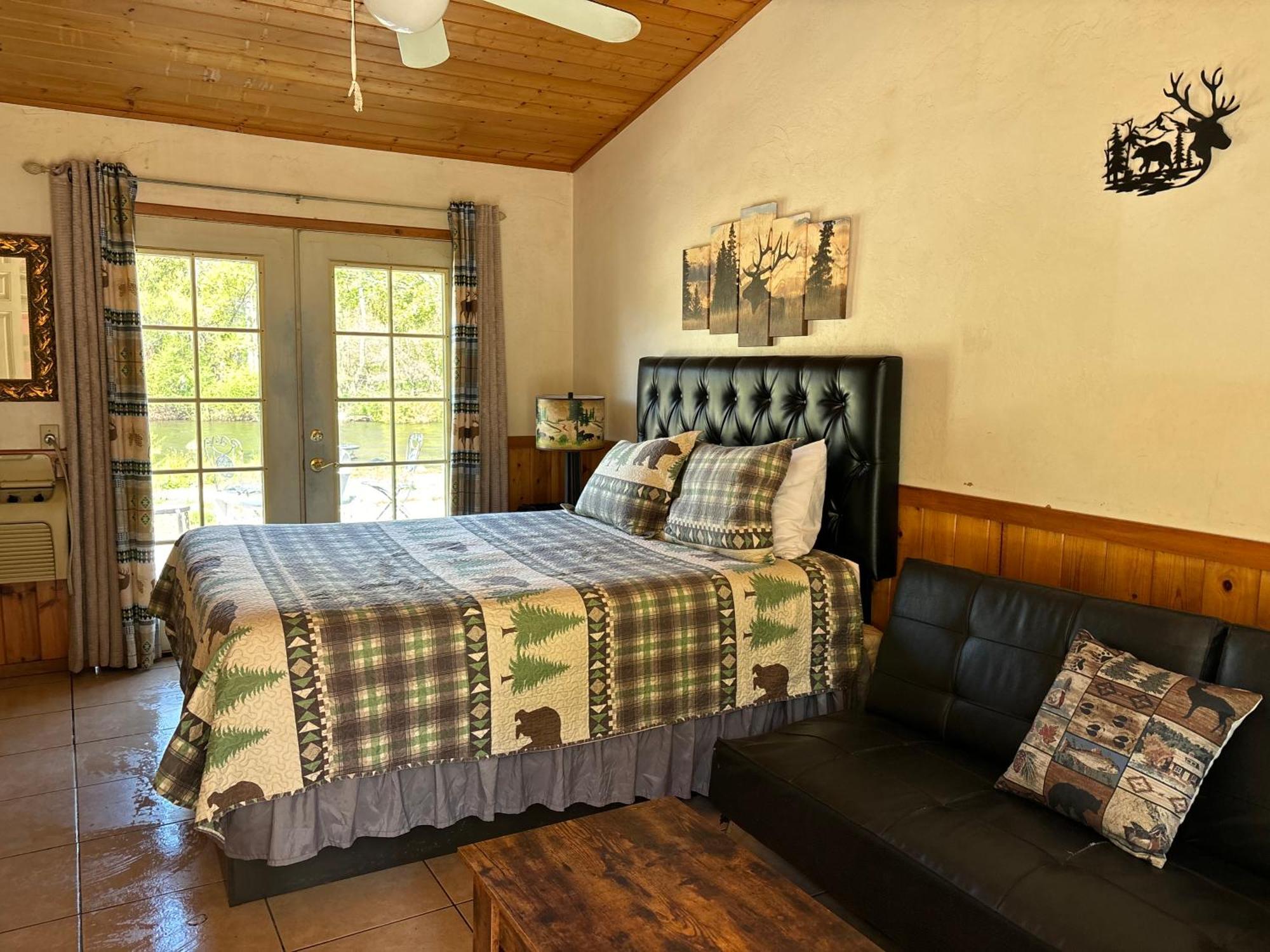 Sequoia River Front Cabins Three Rivers Kültér fotó